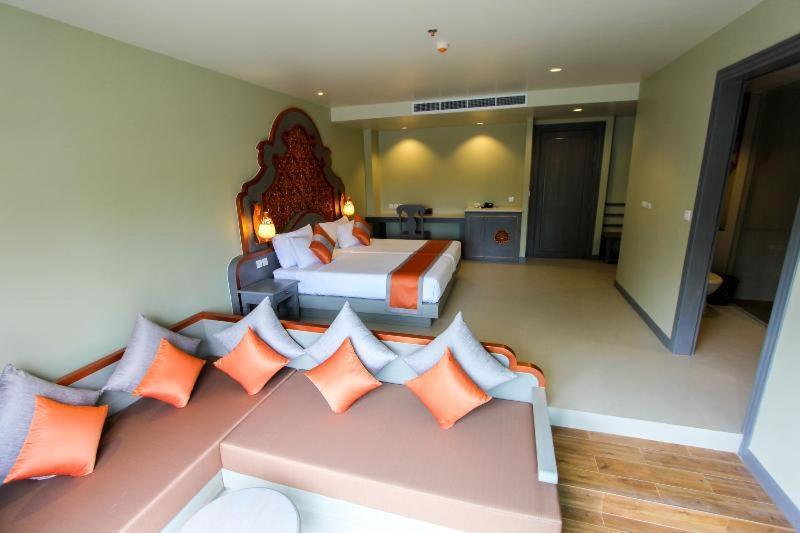 Maikhao Palm Beach Resort - Sha Plus Mai Khao Habitación foto