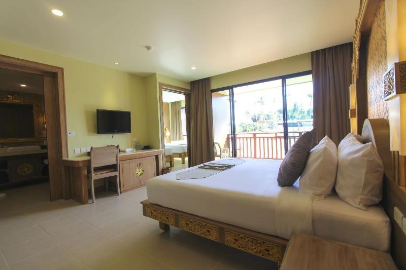 Maikhao Palm Beach Resort - Sha Plus Mai Khao Habitación foto